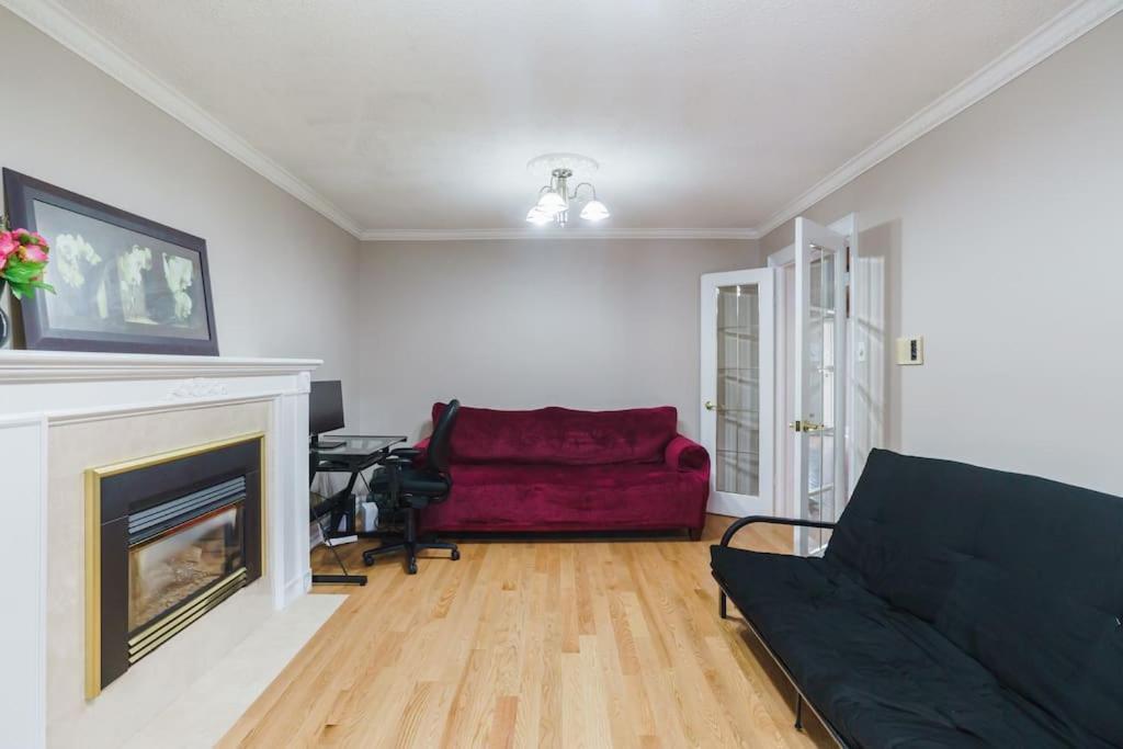 Beautiful Home 4 Bed, 3 Bath, Garage, Backyard! Mississauga Extérieur photo